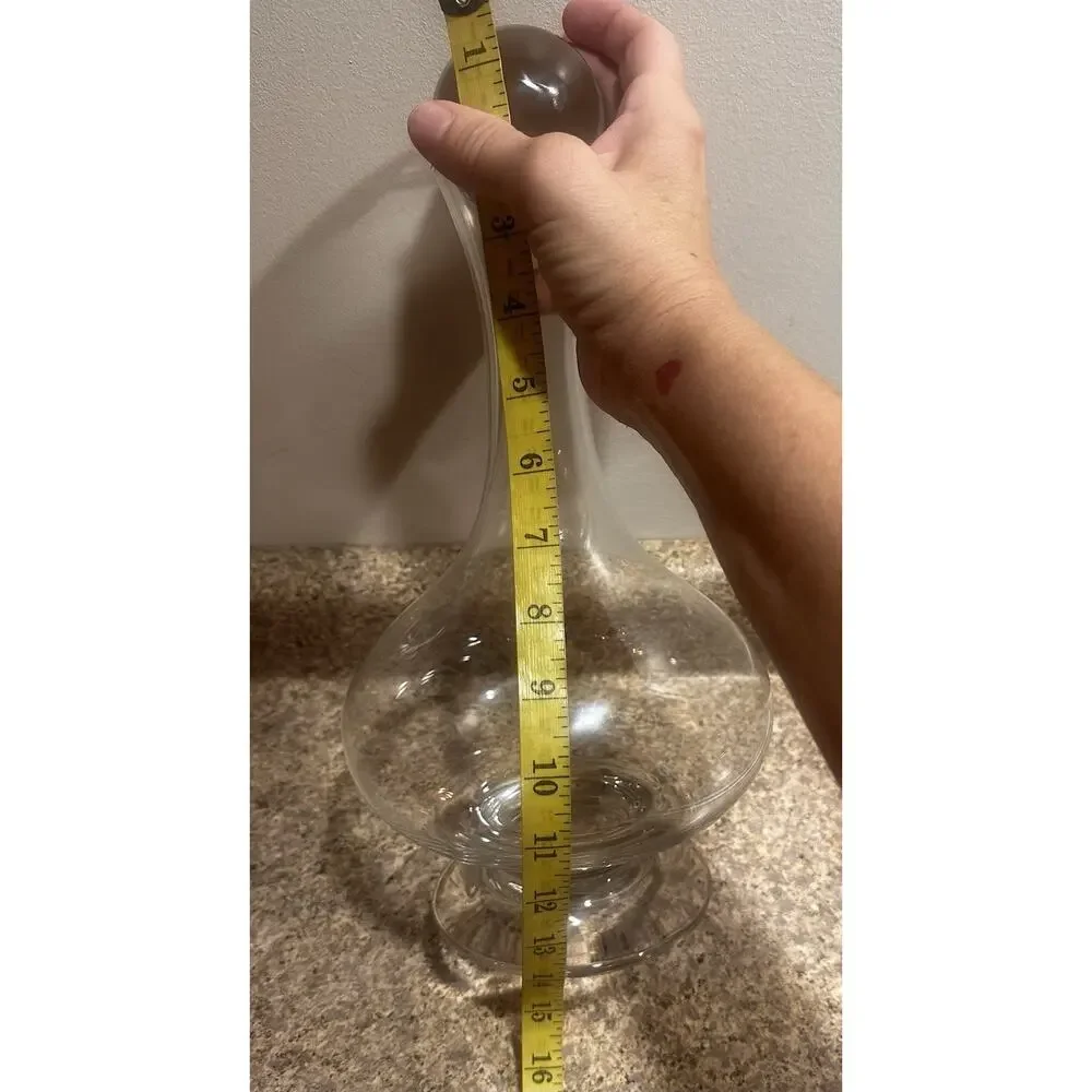 Southern Living at Home Hampton Decanter Handmade Glass With Stunning Stopper